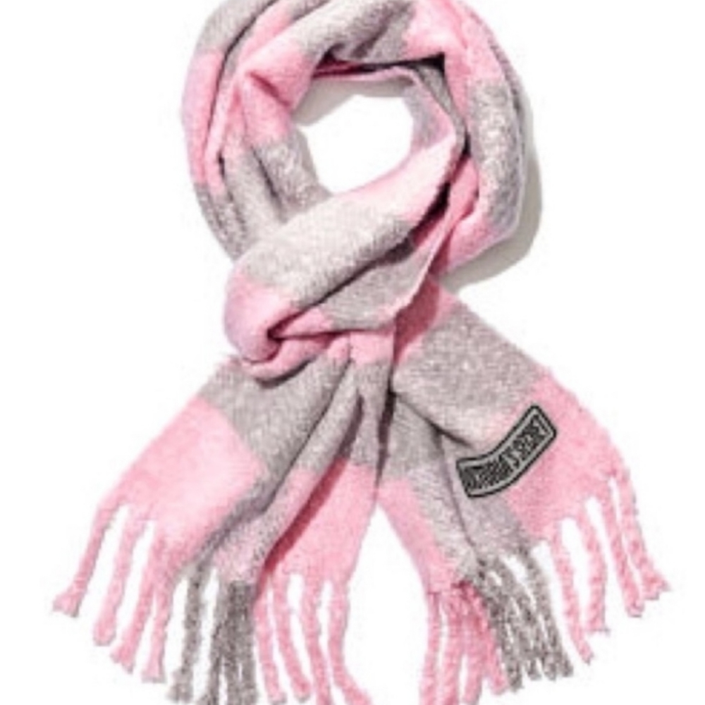 NWT Victoria's Secret Blush Check Scarf - Picture 2 of 4
